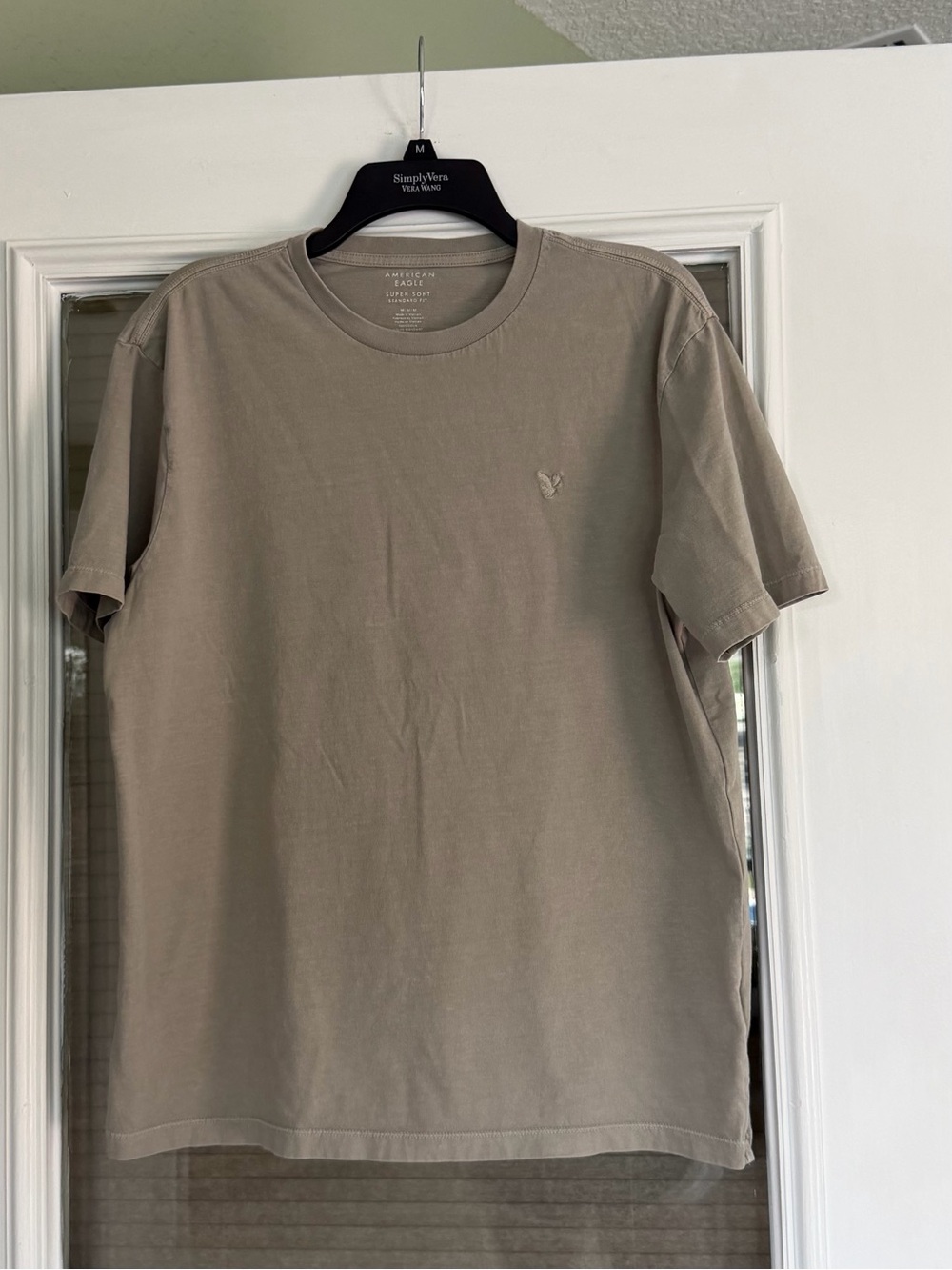 Men’s American Eagle Super Soft T-Shirt (medium)